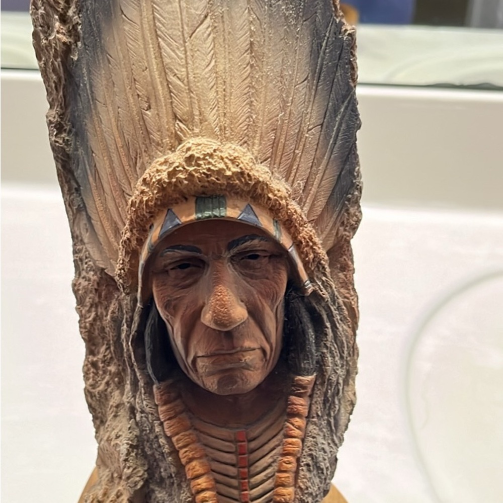 Rose Indian sculpture. 1995